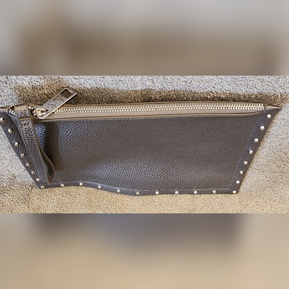 WHBM Envelope Clutch w/ Detachable Strap, Gray/Silver, NWOT - Picture 8 of 12
